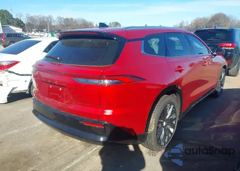 2025 Toyota Crown Signia Limited из США, поврежденный, VIN JTDACAAJ5S3022893